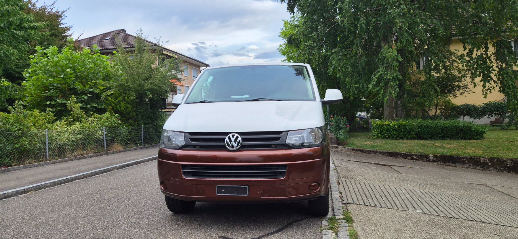 VW Véhicules de camping: VW T5 CAMPER ( 9 SITZ ) – D'occasion à Dietlikon par svajc80 1