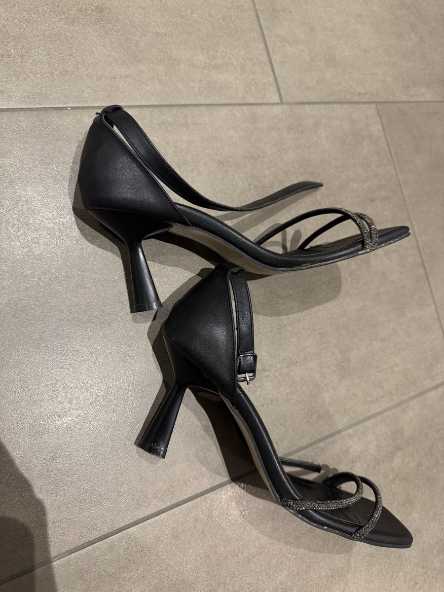 Scarpe da donna: High heels (36) – Usato da Balgach venduto da fad_jb55 1