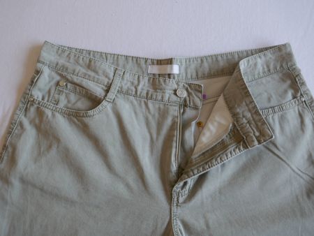 MAC  lange Damenhose in beige (leicht olivgrün)