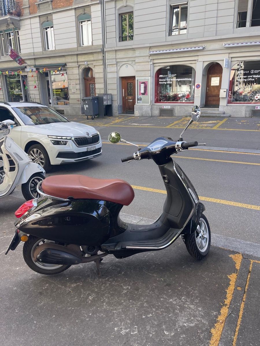 Piaggio Strada: Vespa Piaggio Primavera50 – Usato da Zürich venduto da vit_9sjb