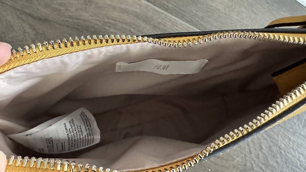 H&M Borse da donna: H&M Tasche, gelb, klein & praktisch – Usato da Aeugst am Albis venduto da sharnischberg 2
