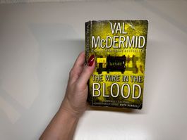 NOVEL: Val McDermid, The Wire in the Blood