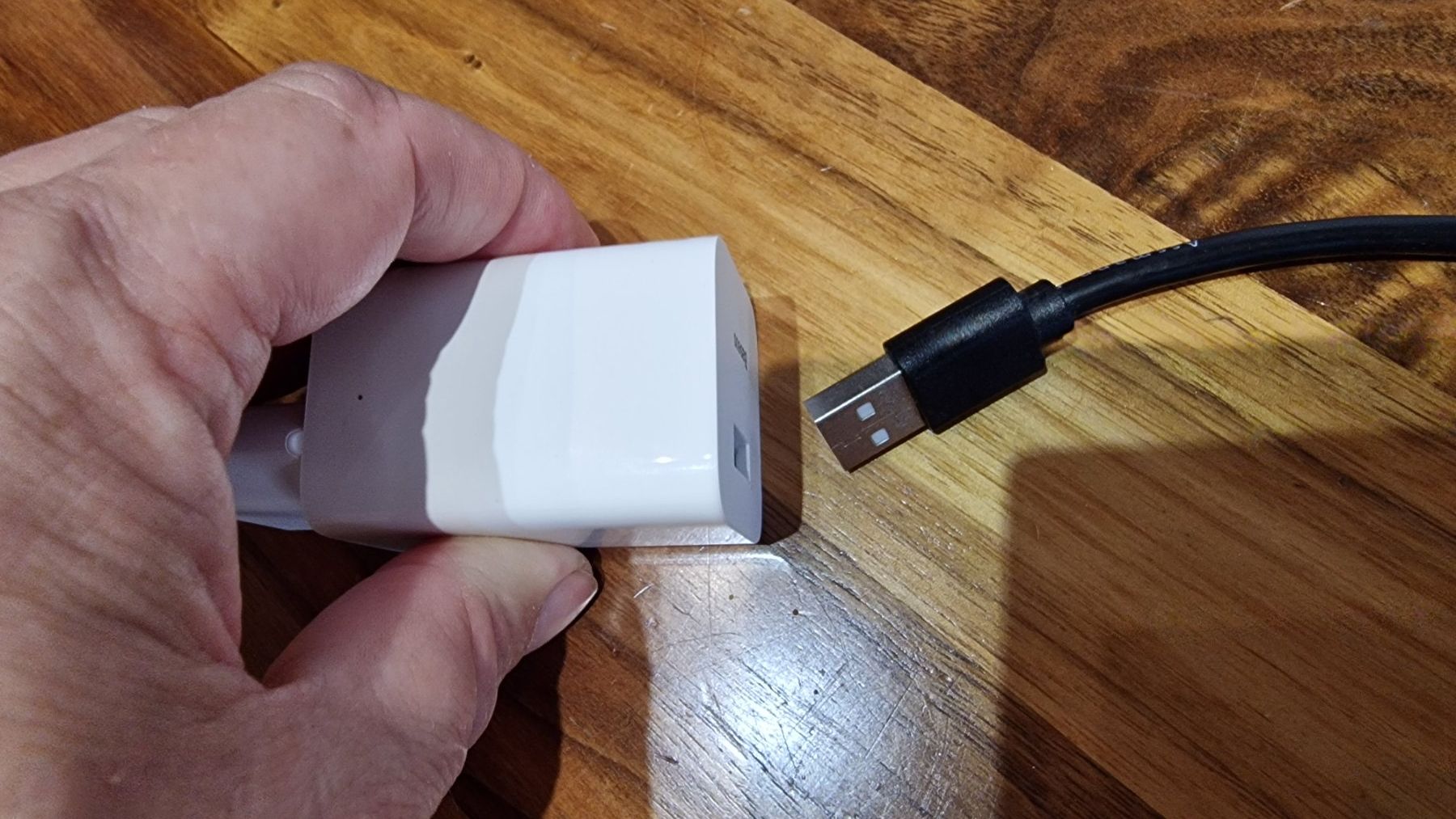 Baseus Caricabatterie: Ladestation Wireless - Doppel 2 Geräte Baseus – Usato da Romanshorn venduto da Niceflyer 8