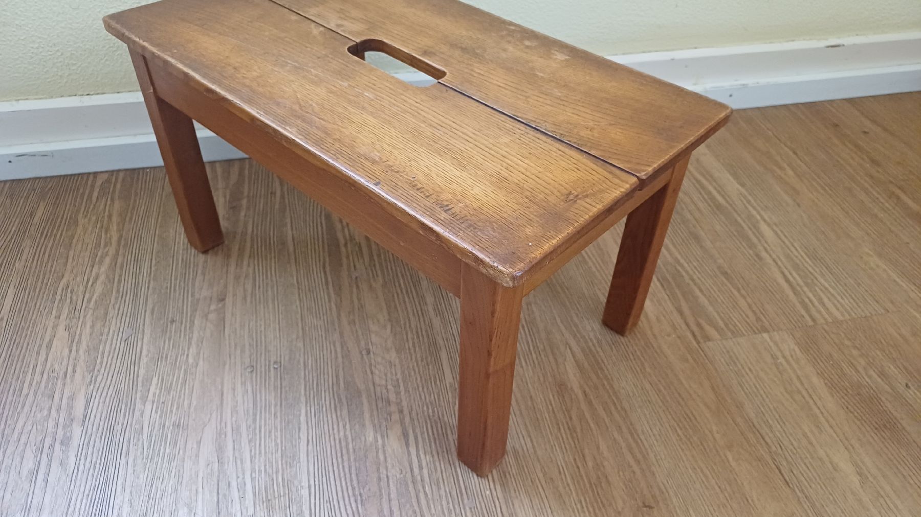 Hocker: Antiker Schemmel  – Gebraucht aus Flawil von Pinkmalibu