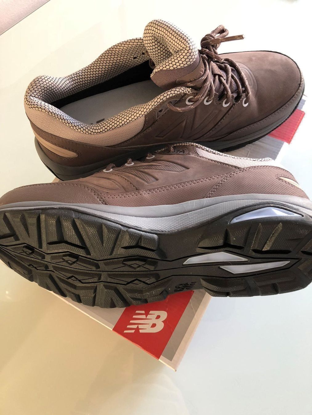 New Balance Scarpe da donna: Wanderschuhe, Trekkings Schuhe NEU!!! – Nuovo e nell'imballaggio originale da Adliswil venduto da atram57