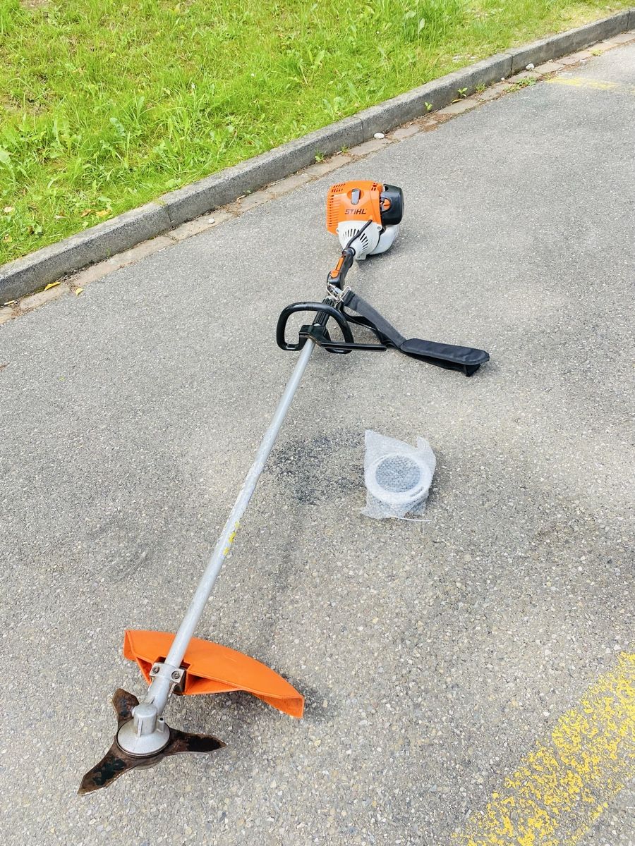 Stihl Tutti gli attrezzi: Rasentrimmer Stihl FS 130 – Usato da Urdorf venduto da mas_5wfz 6