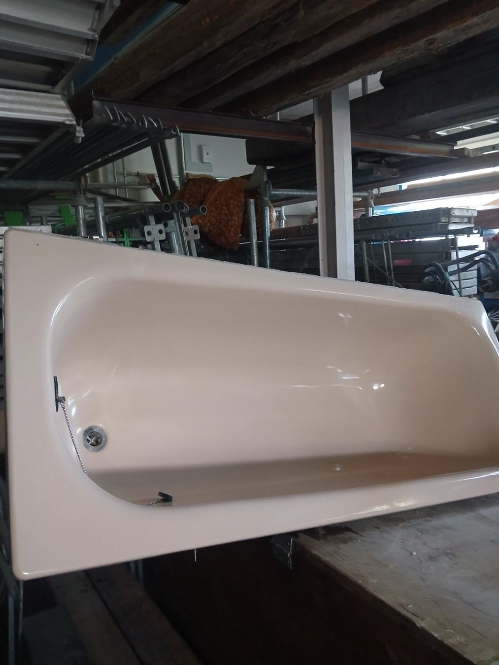 Vasche da bagno: Alte Badewanne – Usato da Schöftland venduto da ValtraBM100