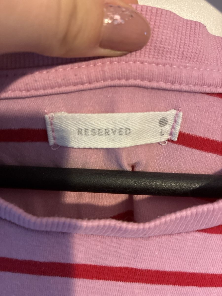 T-shirts: Reserved t-shirt  – D'occasion à Walenstadt par bedina92 1