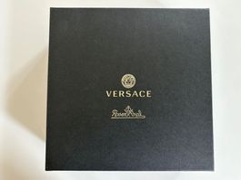 VERSACE Box 18 x 19 cm x 7cm
