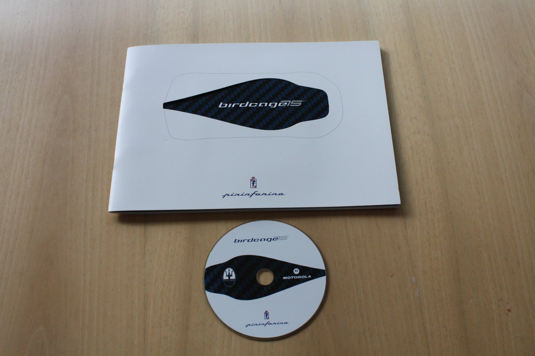 Maserati Documenti: Pininfarina Maserati Birdcage  Studie Modell Pressemappe/CD – Usato da Wikon venduto da erwin400