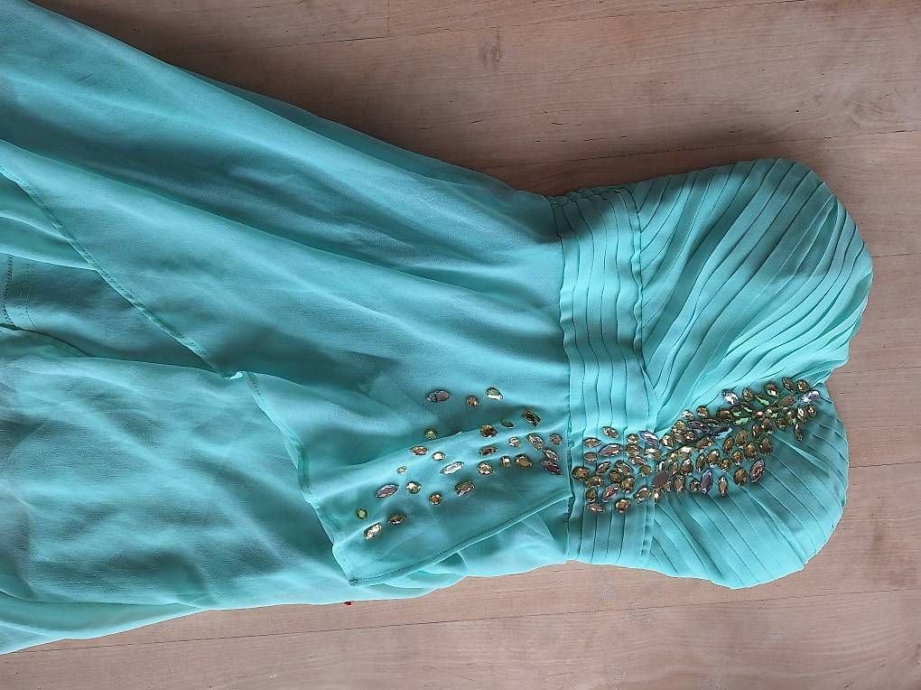 Vestiti: Festliches Kleid Gr.M – Usato da Seewis-Dorf venduto da GAGAGAGSGAGA 1