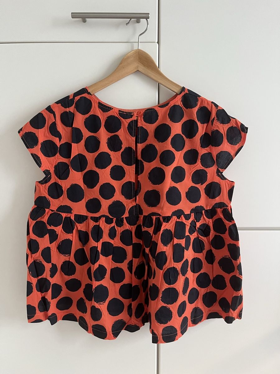 Chemisiers: Damen Bluse orange mit dunkelblauen Punkte – D'occasion à Zürich par vitobossha 1