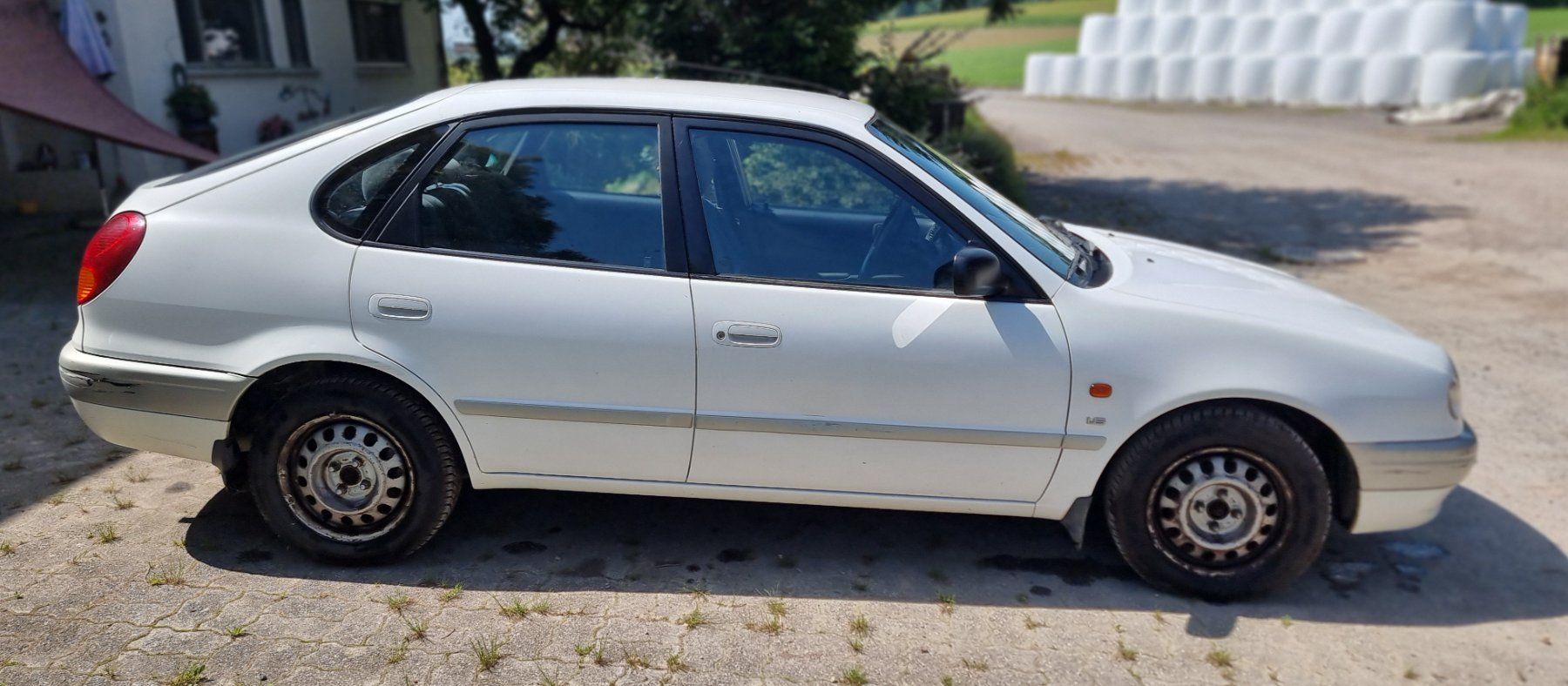 Toyota Automobili: Toyota Corolla 1600 LB – Usato da Knonau venduto da yvo_py8l 1