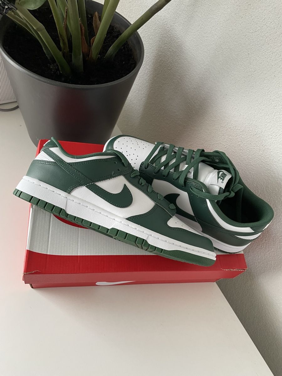 Nike Scarpe da uomo: Nike Dunk Low Michigan State Gr. 43 – Nuovo e nell'imballaggio originale da Freidorf TG venduto da kickznlacez