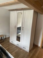 Kleiderschrank ab 1 Stutz!