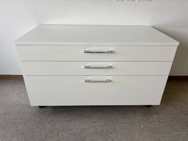 Kommode (weiss, hochglanz)
