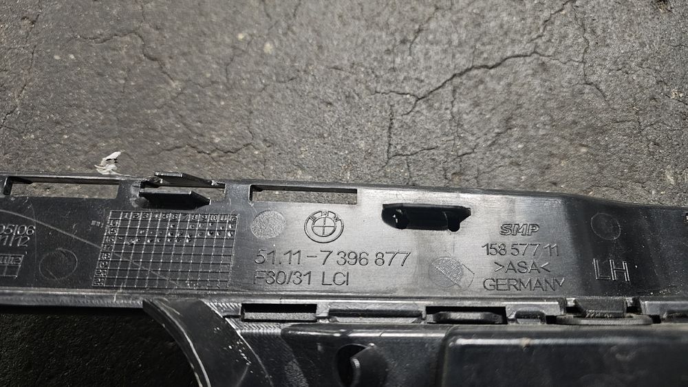 BMW Tutti pezzi di ricambio auto: BMW Luxery line Nebelscheinwerfer Abdeckung f30 f31 – Usato da Rheinfelden venduto da Moeoep 4