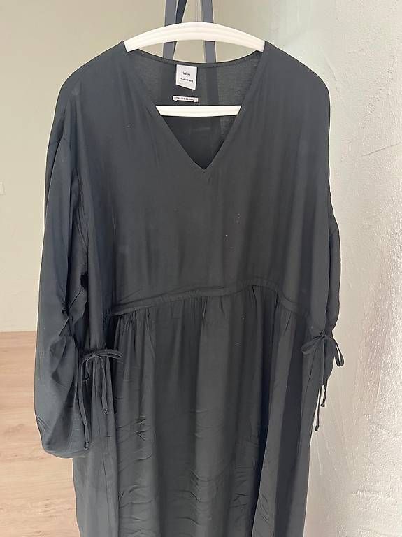 Vestiti: Oversize Kleid  – Usato da Jona venduto da Joshua_Pat