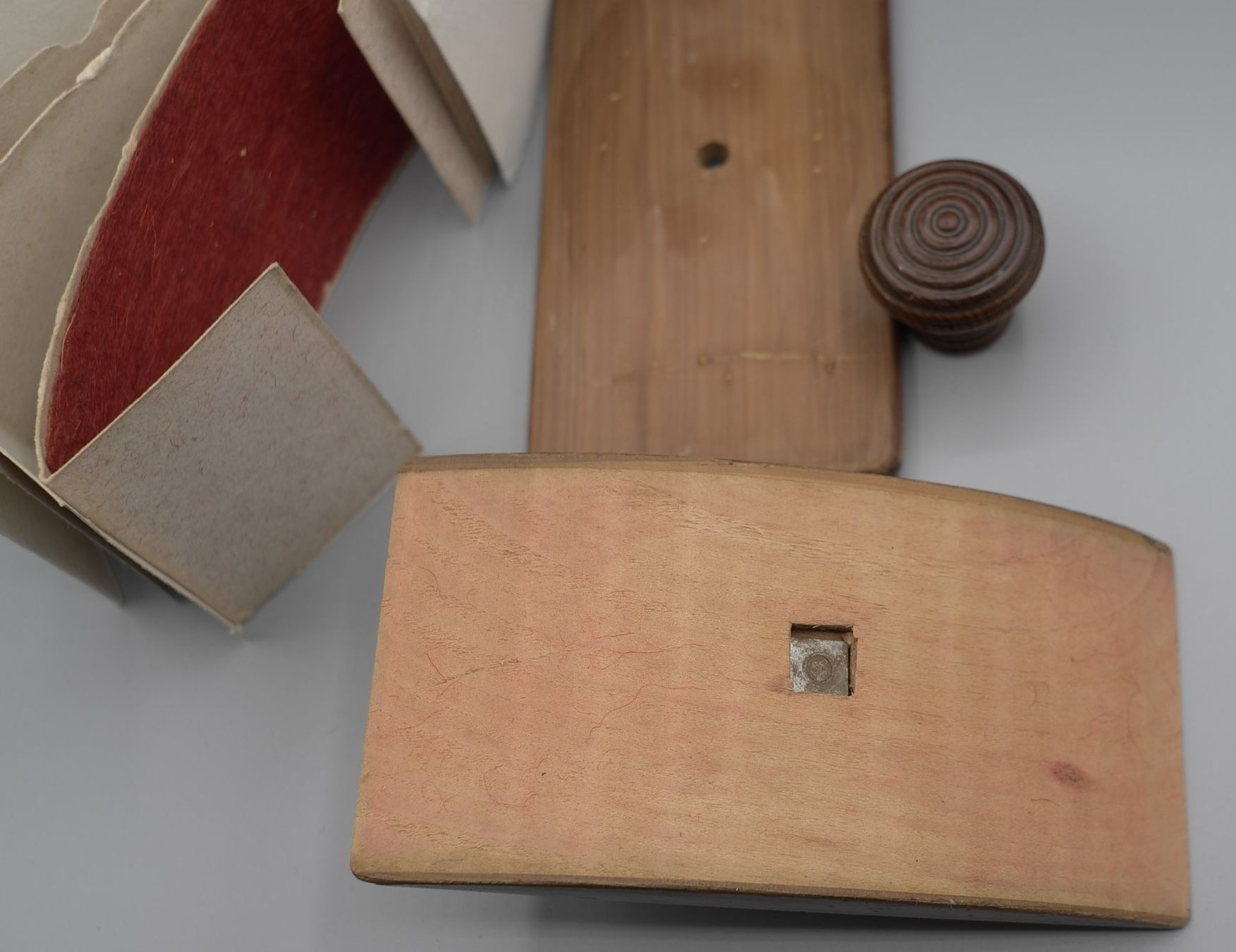 Timbri: Tampon-buvard en bois, de 1896 – Usato da Nyon venduto da WHTF 6