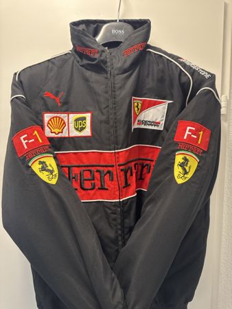 Ferrari F1 Jacke Grösse M / Neu Wertig