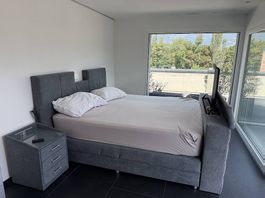 Lit Boxspring électrique avec Télévision incorporée