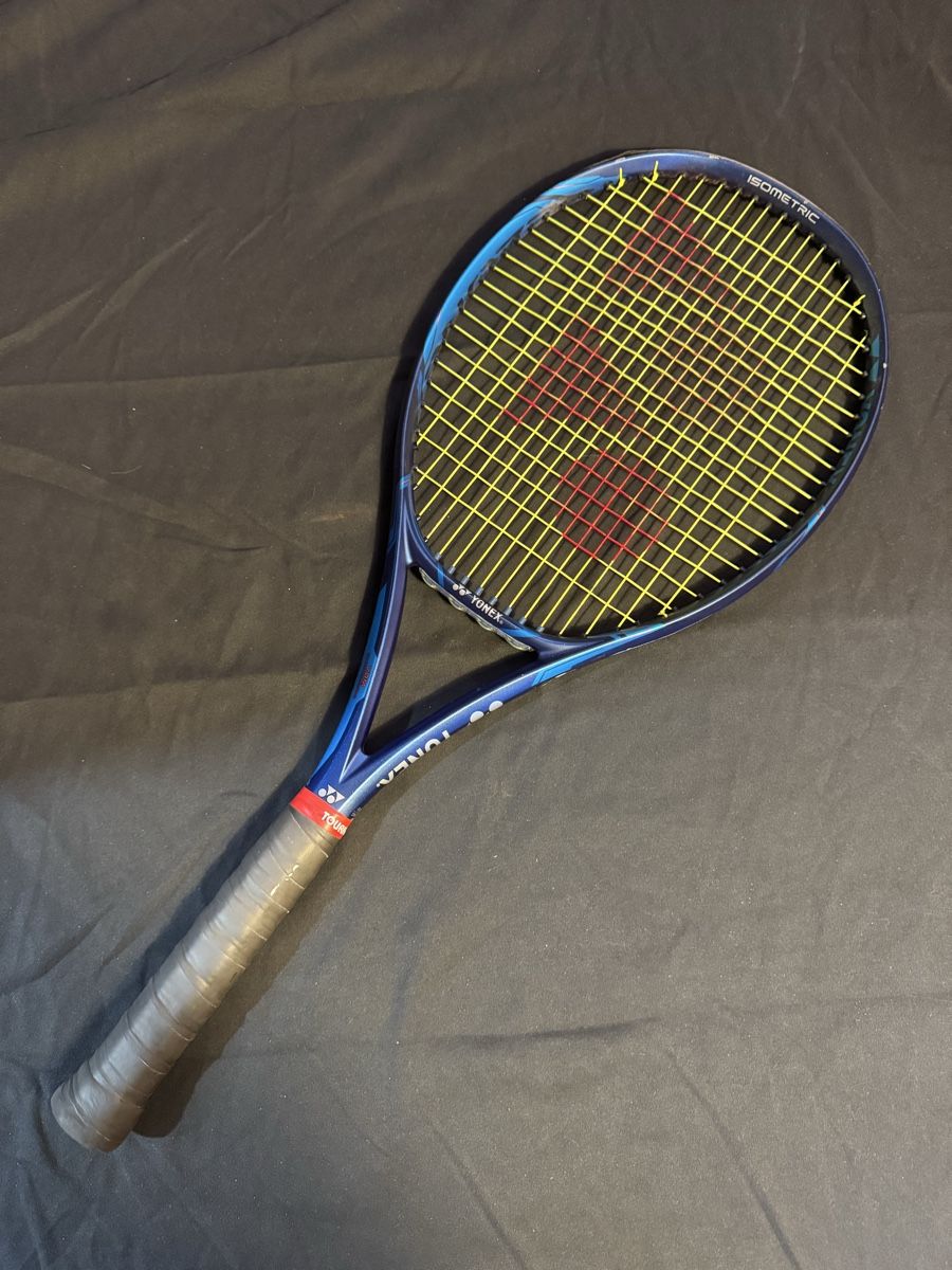 Yonex Racchette: Yonex EZONE 98, 305g, Griffgrösse 3 – Usato da Wettingen venduto da Chuljaa