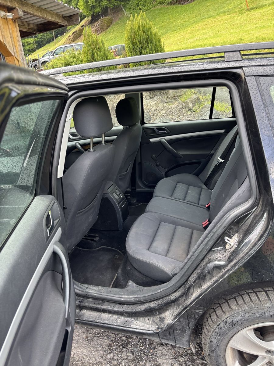 Skoda Automobili: Skoda Octavia Combi 4x4 – Usato da Flums venduto da Dominic043 3