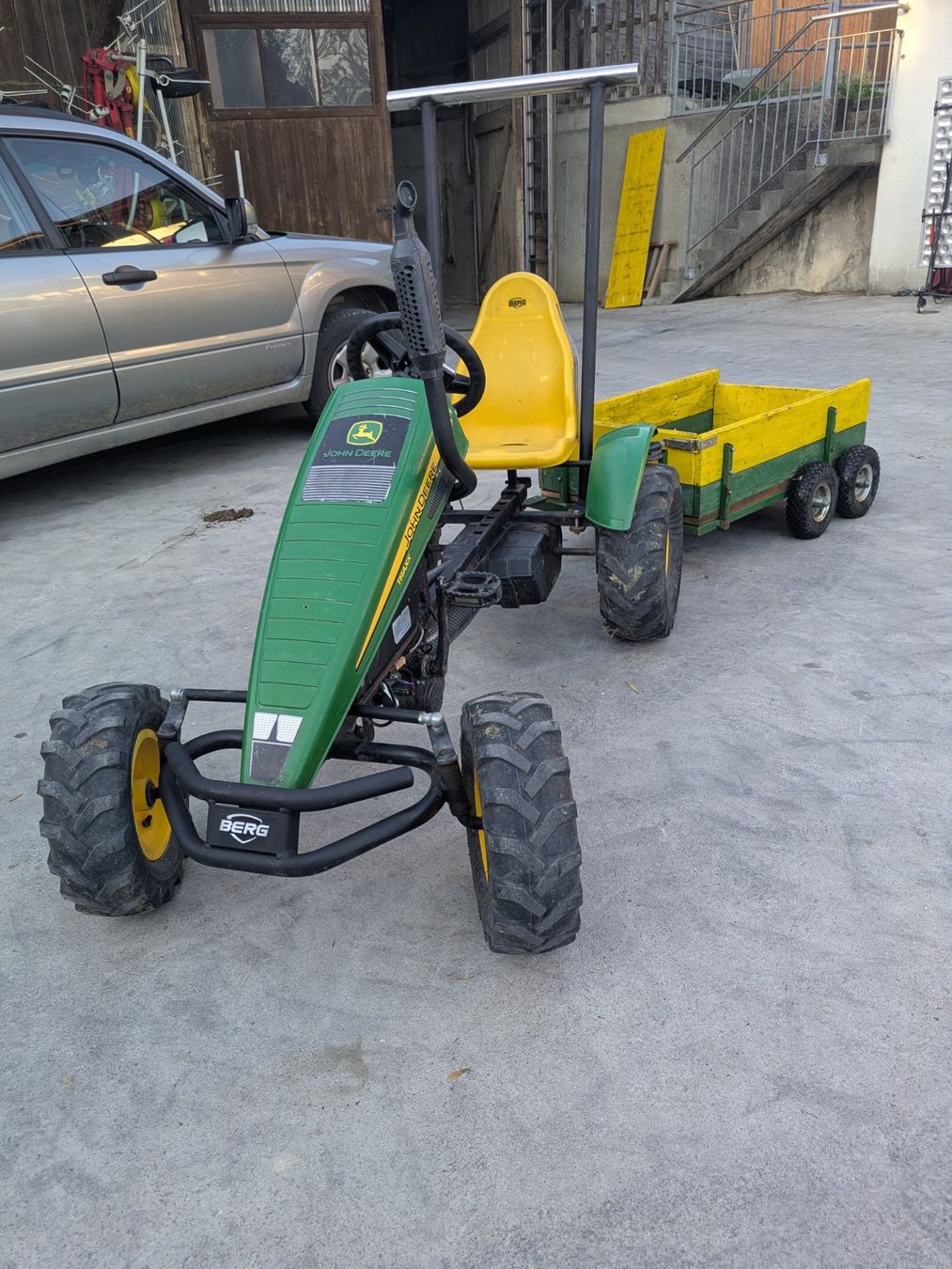 John Deere Fahrzeuge für Kinder: Berg E-Gokart mit Anhänger – Gebraucht aus Affoltern am Albis von Wisel80 6