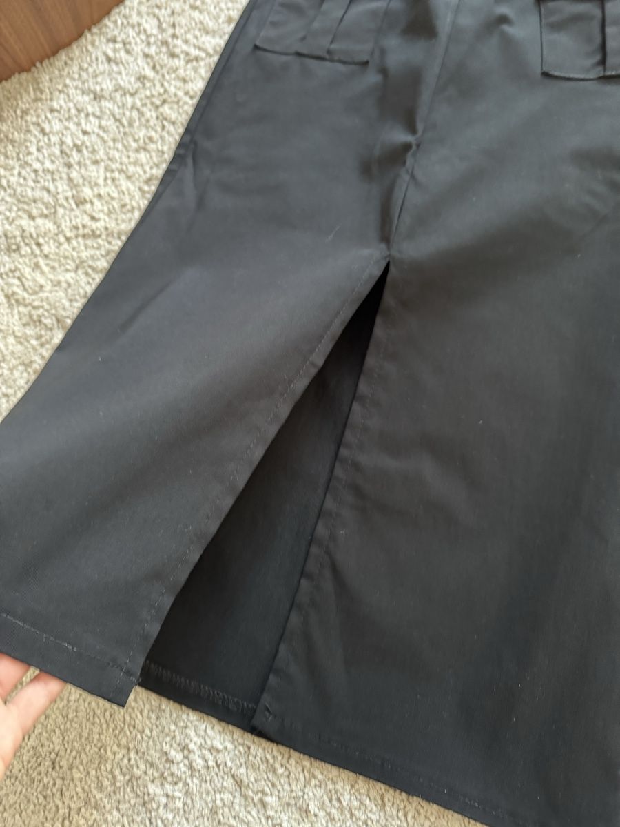 Gonne: Black skirt – Nuovo (secondo la descrizione) da Bern venduto da FashionK92 1