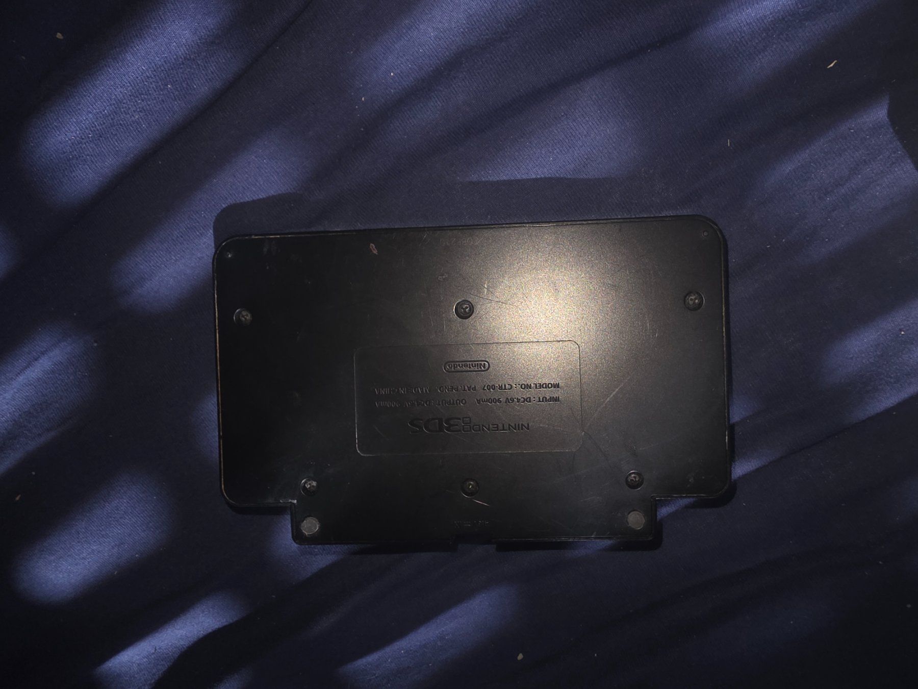 Nintendo Konsolen: Original Nintendo 3DS Circle Pad Pro (Modell CTR-007) – Gebraucht aus Frauenfeld von ett_57y9