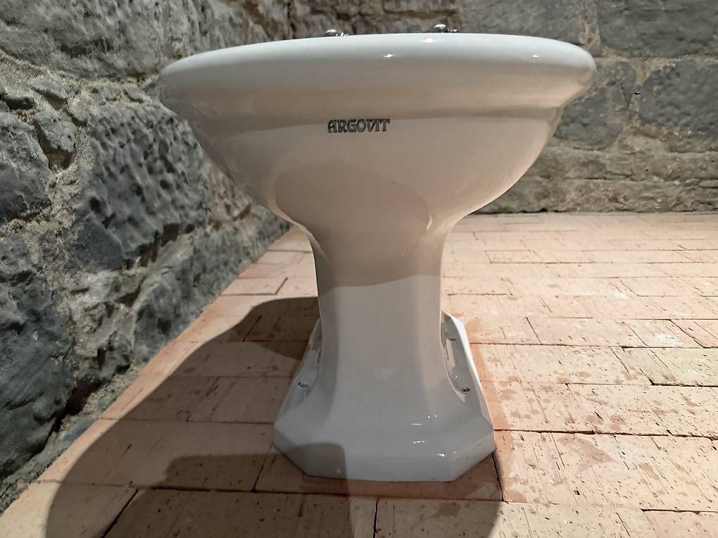 WC: Argovit - Luxus Bidet der 1940er – Usato da Kreuzlingen venduto da eludwig 2