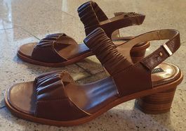Neosens Sandalen. Neuwertig