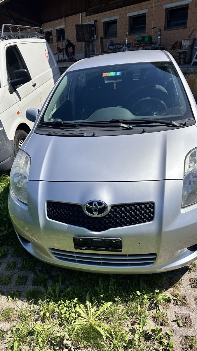 Toyota Automobili: Toyota Yaris – Usato da Arni BE venduto da fetijoel