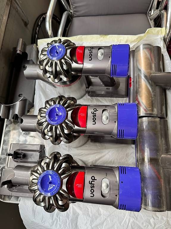 Aspirateurs & Accessoires: Dyson – D'occasion à Zürich par Cibin 3