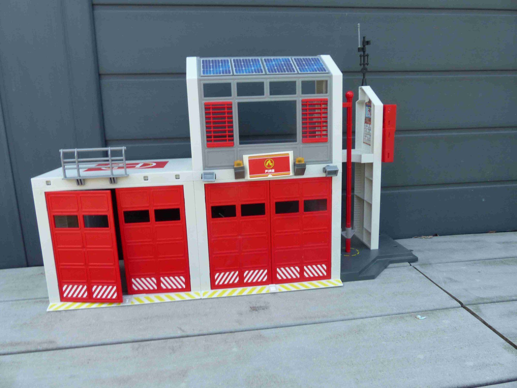 Playmobil Jouets: Playmobil Feuerwehr Station – D'occasion à Jona par Cinnestig