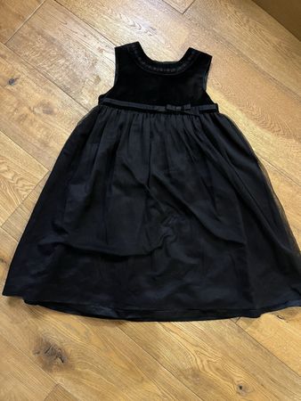 Elegant Velvet Dress 6J 116cm
