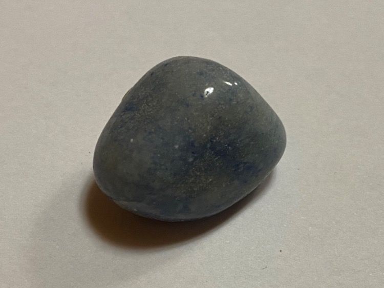 Minerali & Pietre curative: BLUE QUARTZ – Usato da chiasso venduto da Wulli