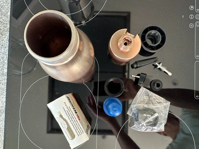 Elettrodomestici da cucina: Rahmbläser Kisag – Usato da Pfäffikon zh venduto da sambalina 4