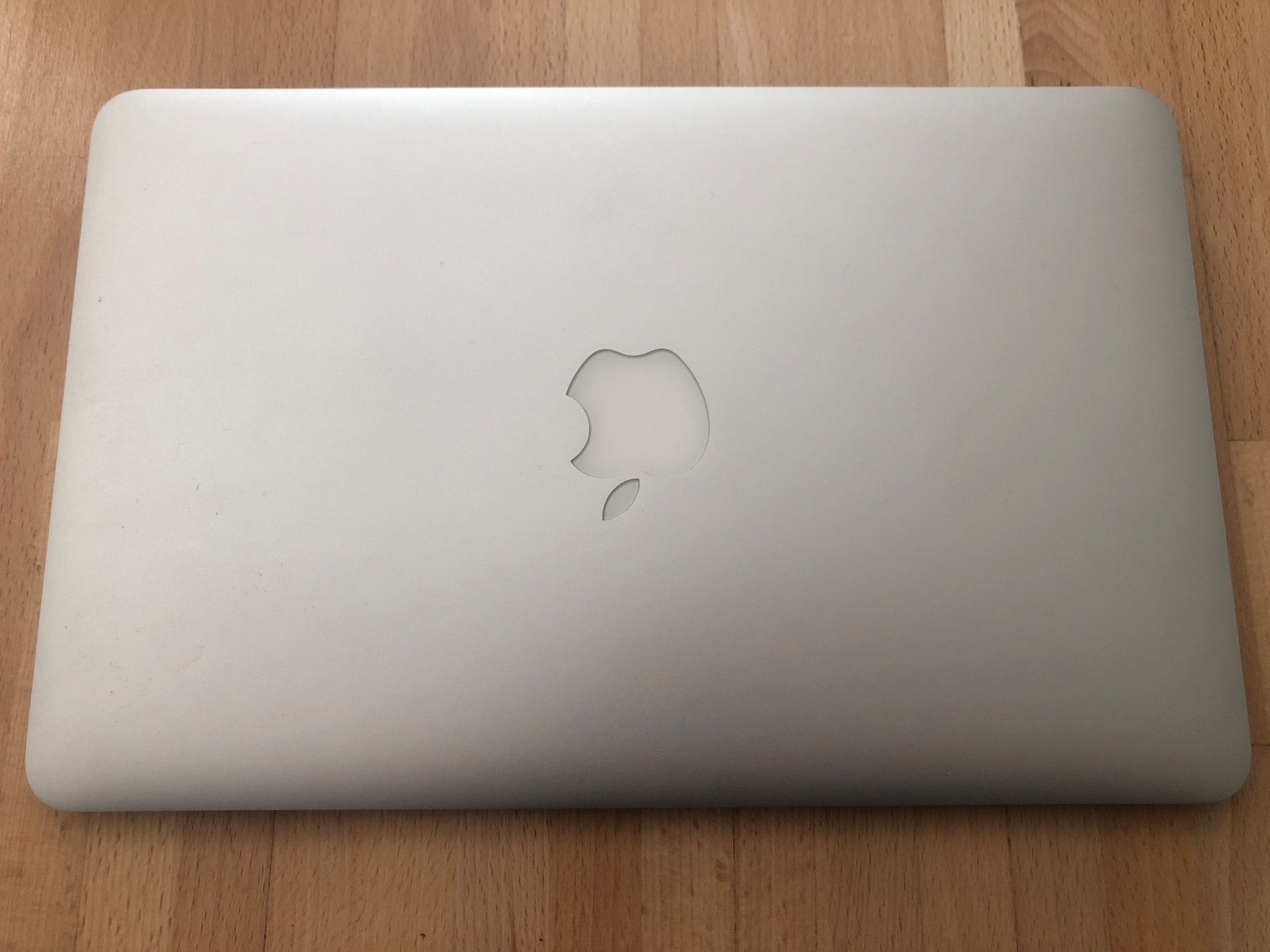 Apple Notebook: Macbook Air – Usato da Nussbaumen AG venduto da Pika-Shop 1