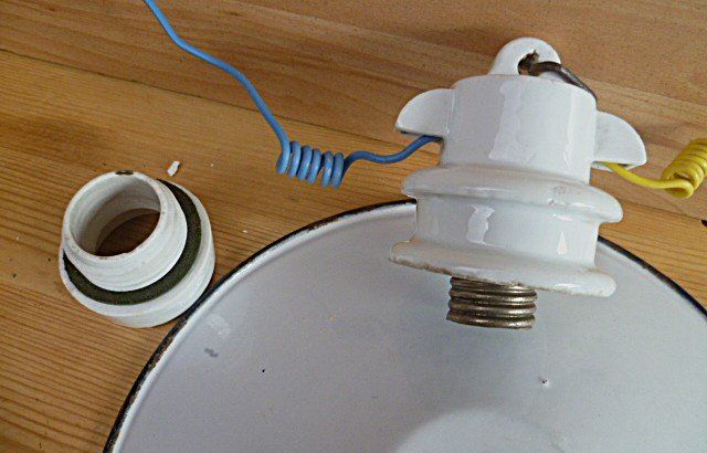 Lampade: Hof-, Keller-, Stall-, Stubenlampe – Usato da Effretikon venduto da Heimstudio 2