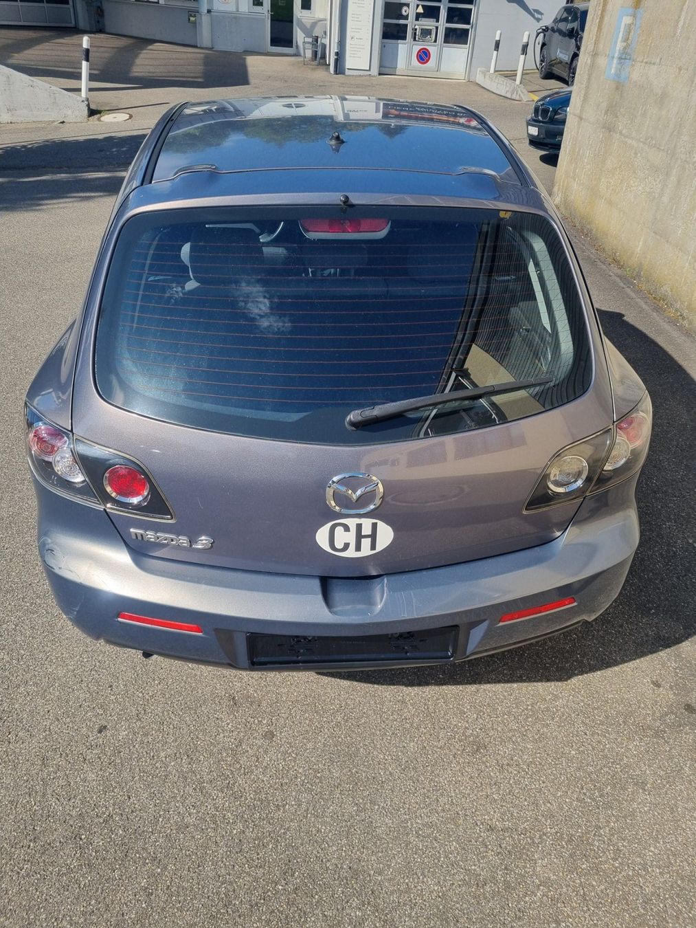 Autos: Mazda 3 1.6 Facelift Hatchback 5 Türen – D'occasion à Full-Reuenthal par flo912 4