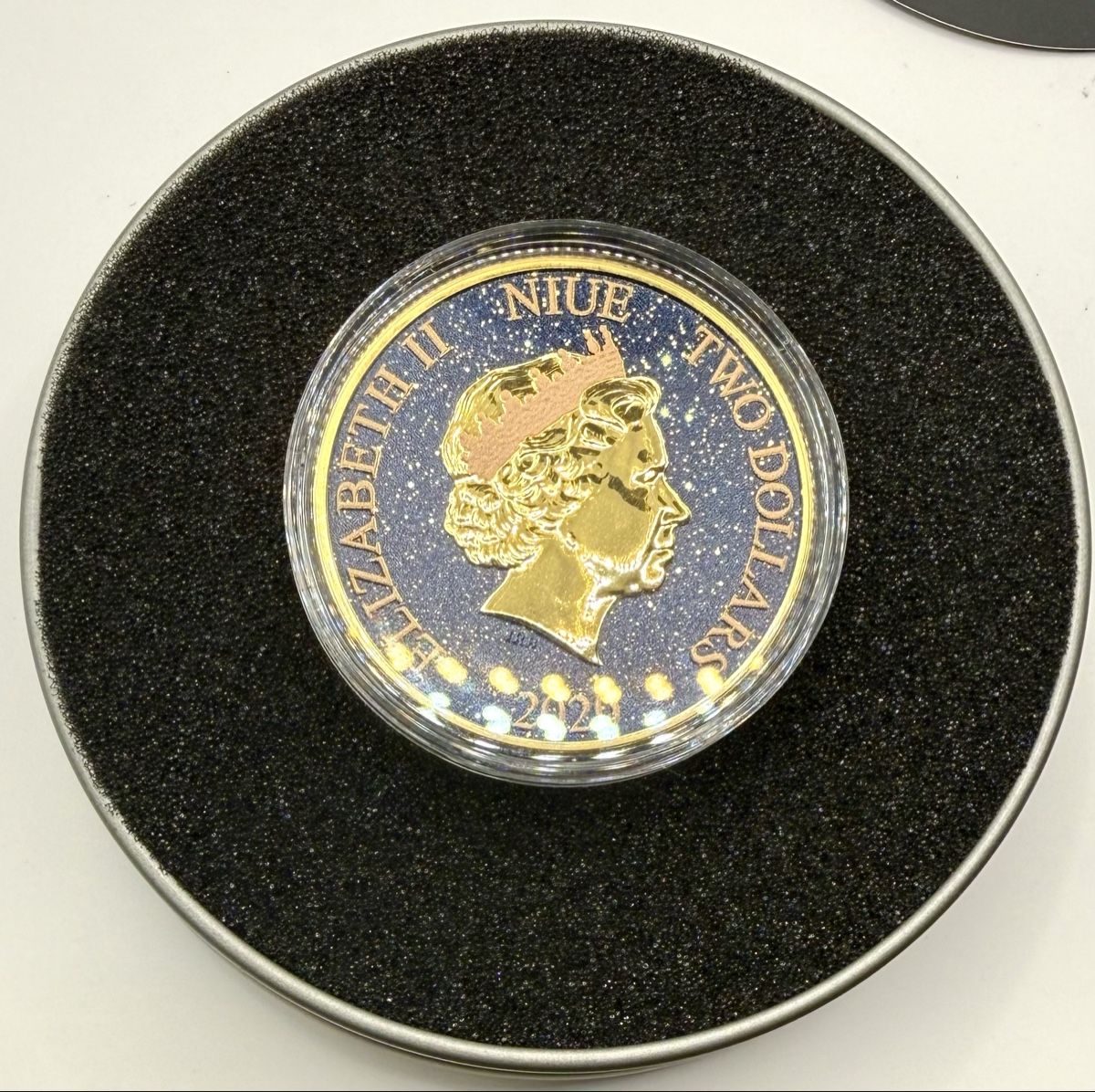 Tutti le monete: Darth Vader -Ruby Red Stardust - Gold Edition 1 Oz Silber – Nuovo (secondo la descrizione) da Zürich venduto da Circle-9-Coins 2
