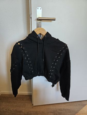 Crop Hoodie mit Schnürung Gr. S - Marke BANNED ALTERNATIVE 