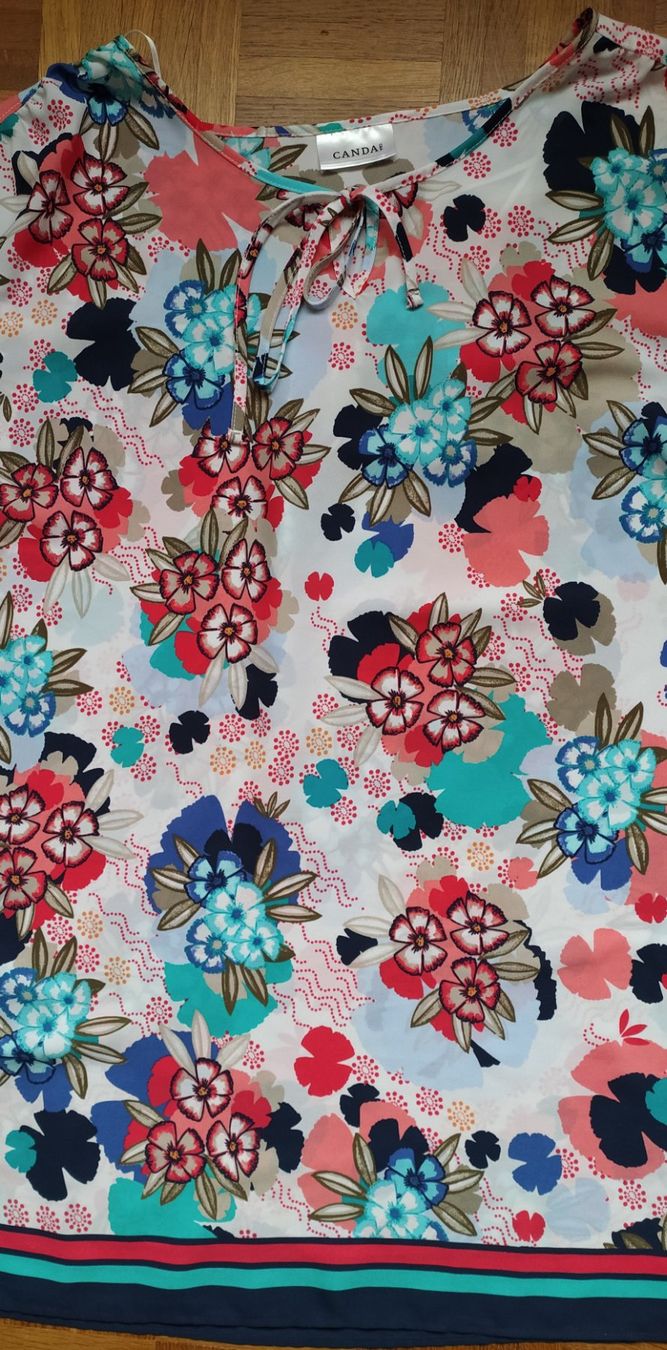 C&A Camicette: Blouse Canda C&A avec lacet, à fleurs, neuve/Blumenbluse – Nuovo (secondo la descrizione) da Moutier venduto da ant_6dwq 2