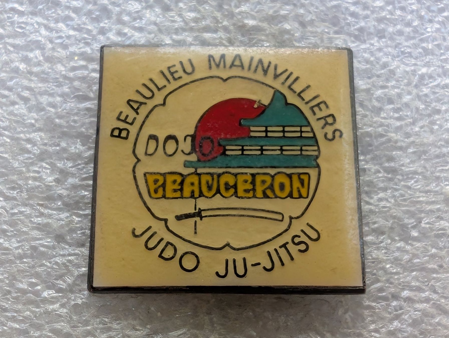 Plaketten & Abzeichen: Ansteckpin 45: Judo Ju Jitsu – Gebraucht aus Oppligen von Pin-Fall-Shop