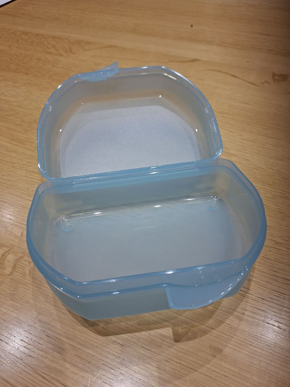 Tupperware Contenitori & Simili: Tupperware Behälter  – Usato da Kappel SO venduto da Alaska1313