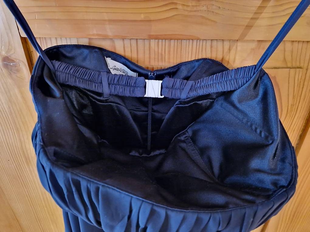 Vestiti: Abendkleid, dunkelblau, mit Applikationen, Gr. 36 – Nuovo (secondo la descrizione) da Nussbaumen TG venduto da cherry_lady 1