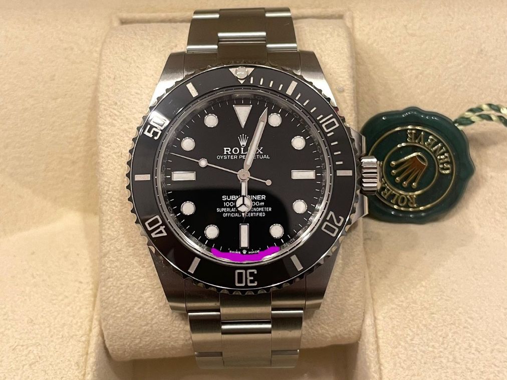 Rolex Orologi: Rolex Submariner 124060 - 2024 - Full Set – Usato da Derendingen venduto da MDPshopandmore