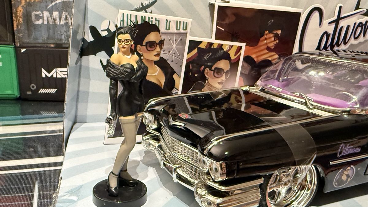 Modellautos: DC Comics Bombshells Catwoman & 1959 Cadillac – Gebraucht aus Basel von Zomeg 6