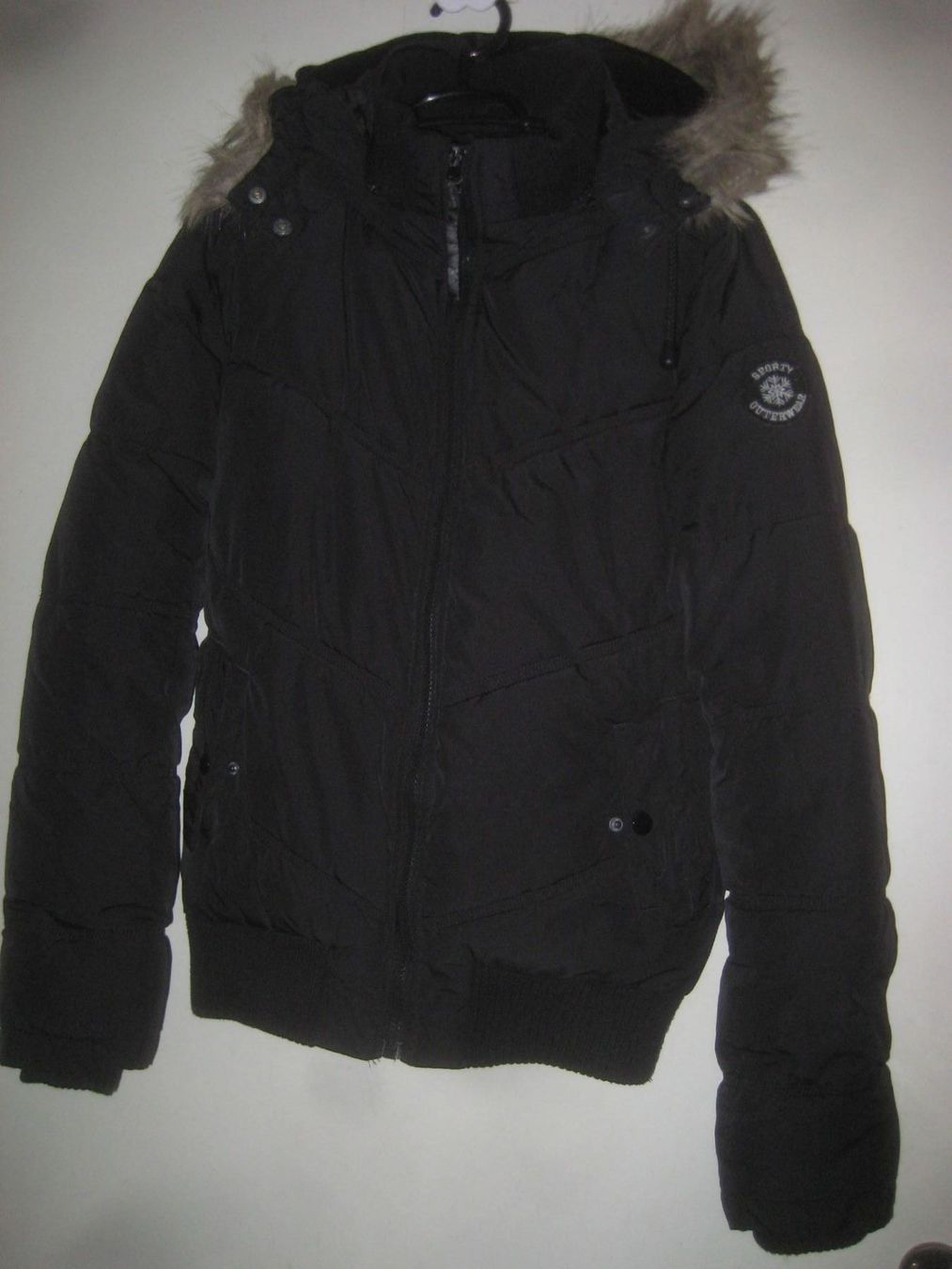 Chicco Giacche: DAMEN  JACKE  MIT  KUNST PELZ – Usato da Uster venduto da flocke1